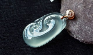 什么是玻璃种翡翠（什么是玻璃种翡翠视频）