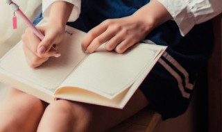 翡翠的意思（无暇的翡翠的意思）