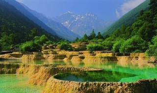 九寨沟黄龙海拔多少米（四川黄龙景区海拔多少）