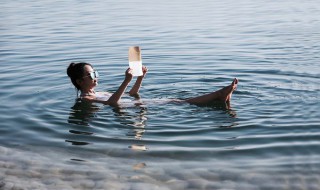 世界上海拔最低的湖是什么 世界上海拔最低的湖泊是哪个湖泊
