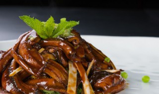 黄鳝用什么诱饵最好（黄鳝用什么诱饵最好呢）