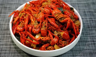 小虾吃什么食物好养活 小虾吃什么食物好养活一些