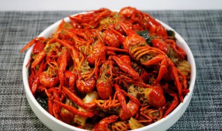 龙虾喜欢什么饵料 小龙虾用什么饵料